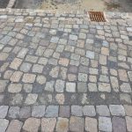 Granitpflaster gebraucht, Großpflaster disket bunt, vor allem in grau, gelb, bräunlich